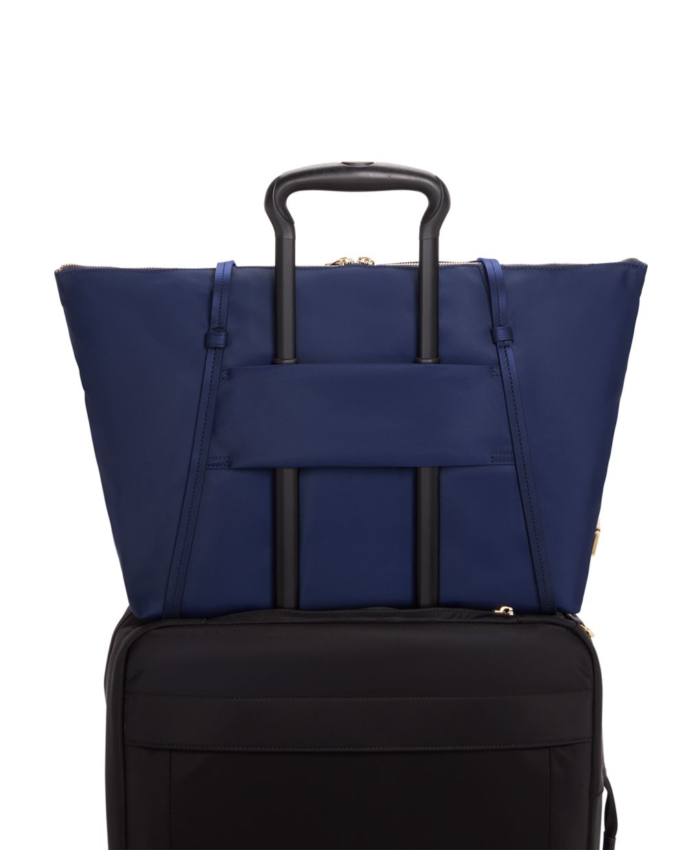 Tumi Voyageur Q Tote